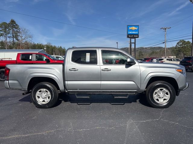 Used 2023 Toyota Tacoma SR image 3