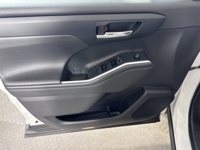 Used 2021 Toyota Highlander XSE image 22