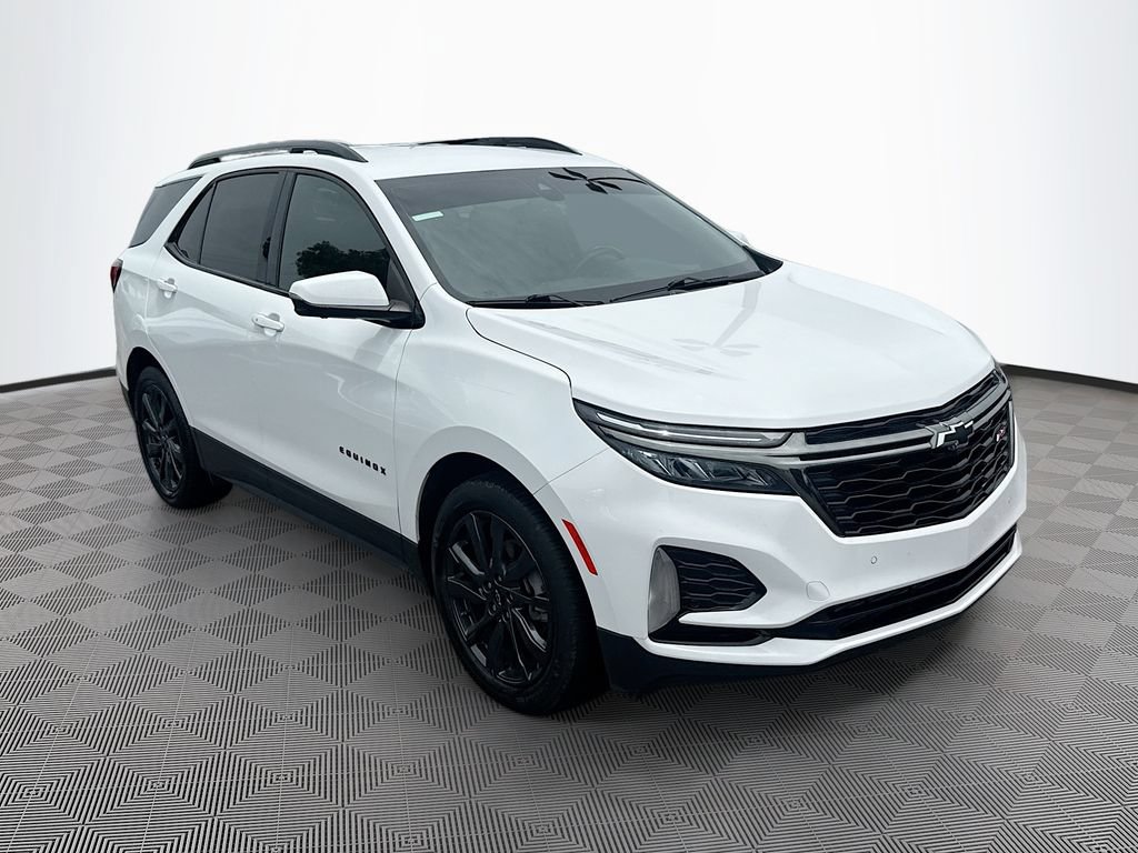 Used 2022 Chevrolet Equinox RS w/ RS Leather Package FWD image 4