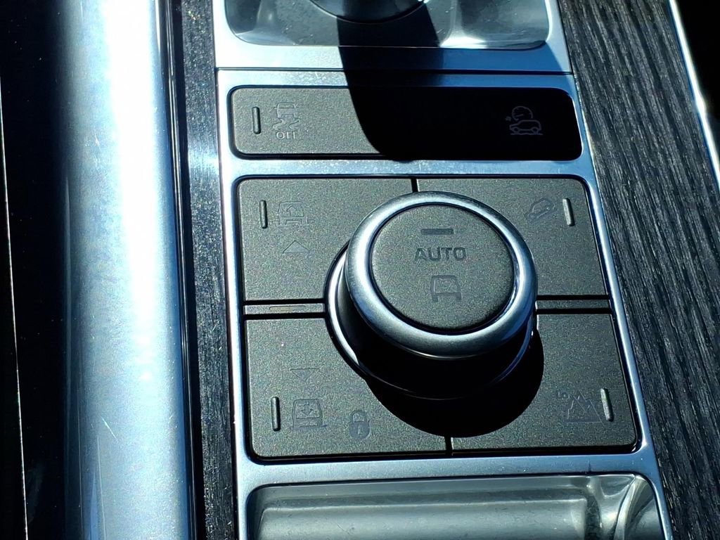 Used 2019 Land Rover Range Rover Sport Supercharged image 23