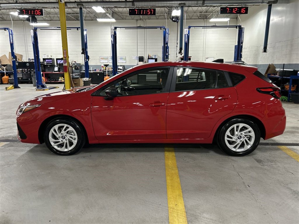 Certified 2025 Subaru Impreza 2.0i image 5
