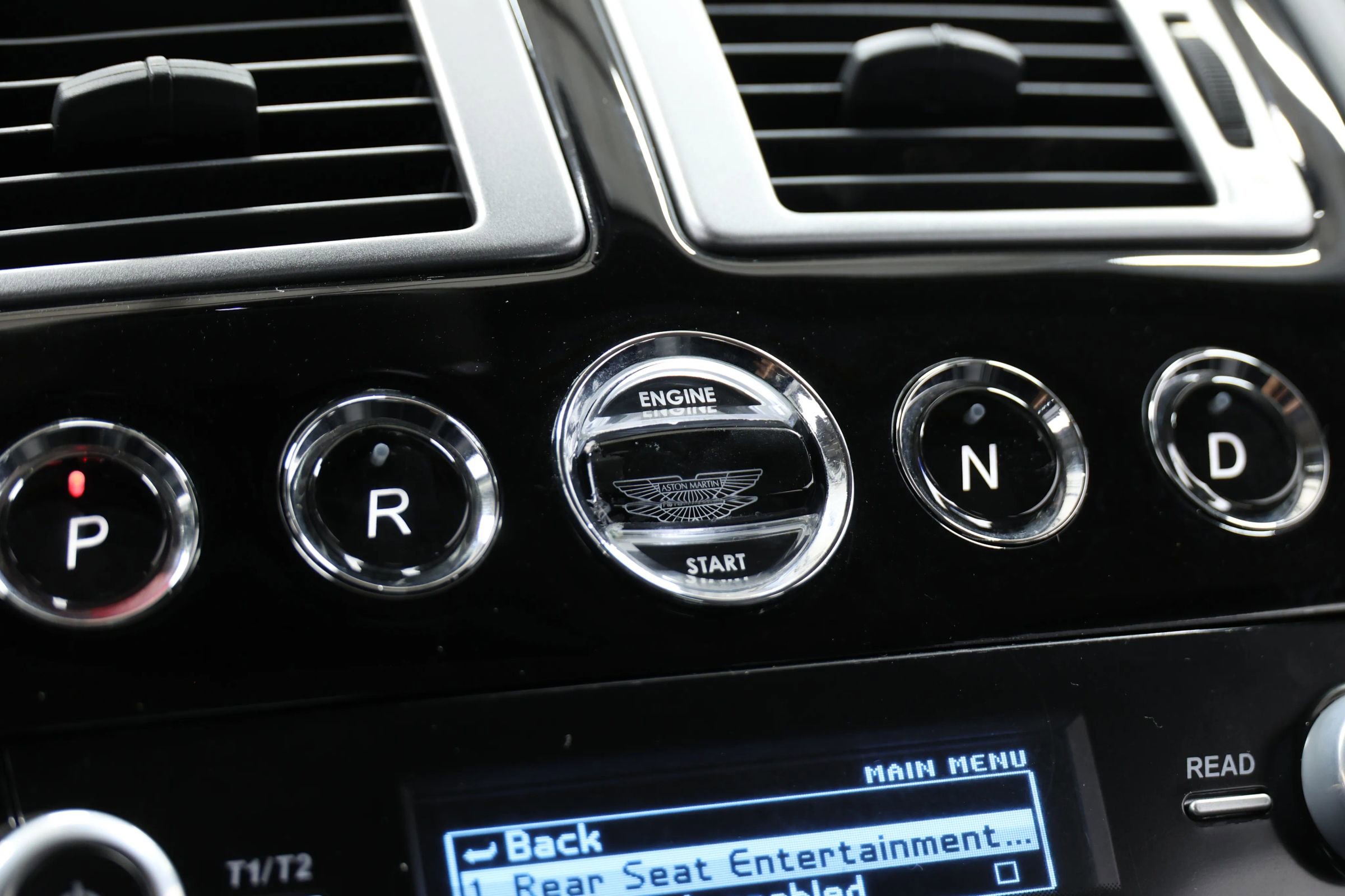 Used 2015 Aston Martin Rapide S image 31