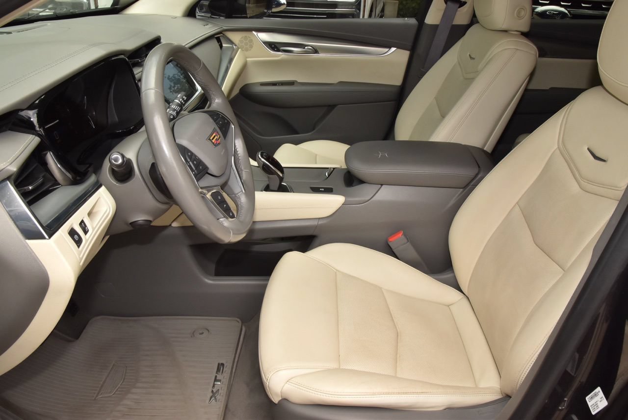 Used 2019 Cadillac XT5 Luxury FWD image 13