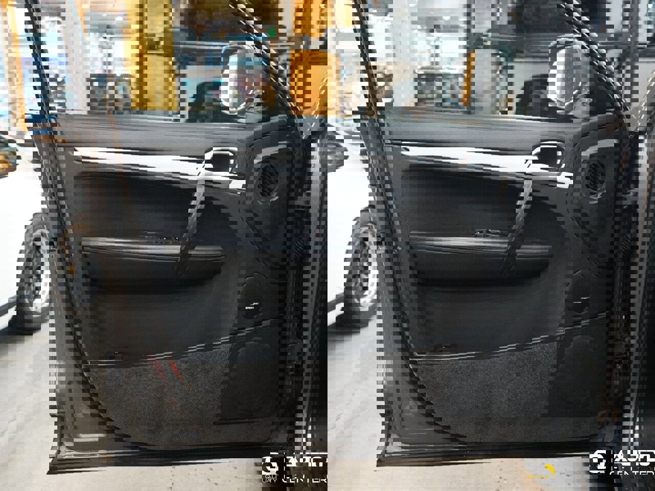 Used 2008 Porsche Cayenne Turbo image 12