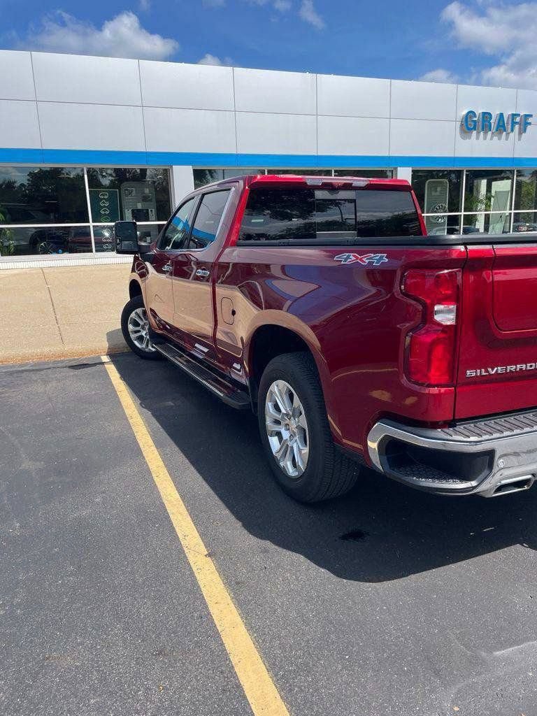 Used 2024 Chevrolet Silverado 1500 LTZ w/ Technology Package AWD/4WD image 2