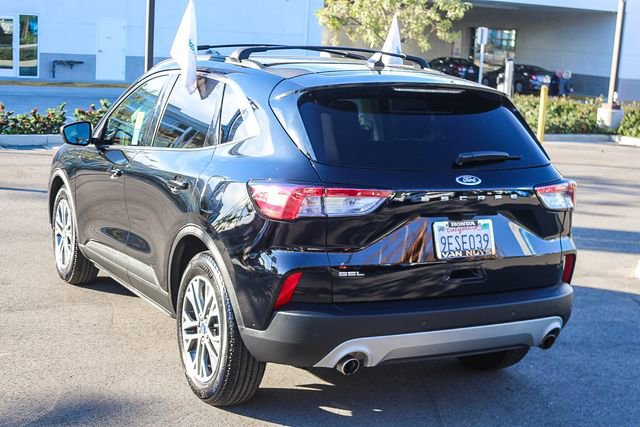 Used 2022 Ford Escape SEL image 7