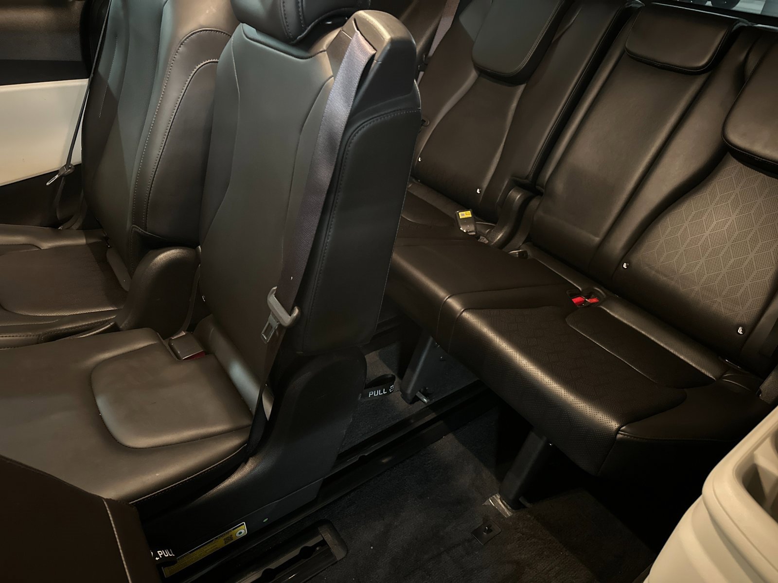 Certified 2024 Kia Carnival LX image 14