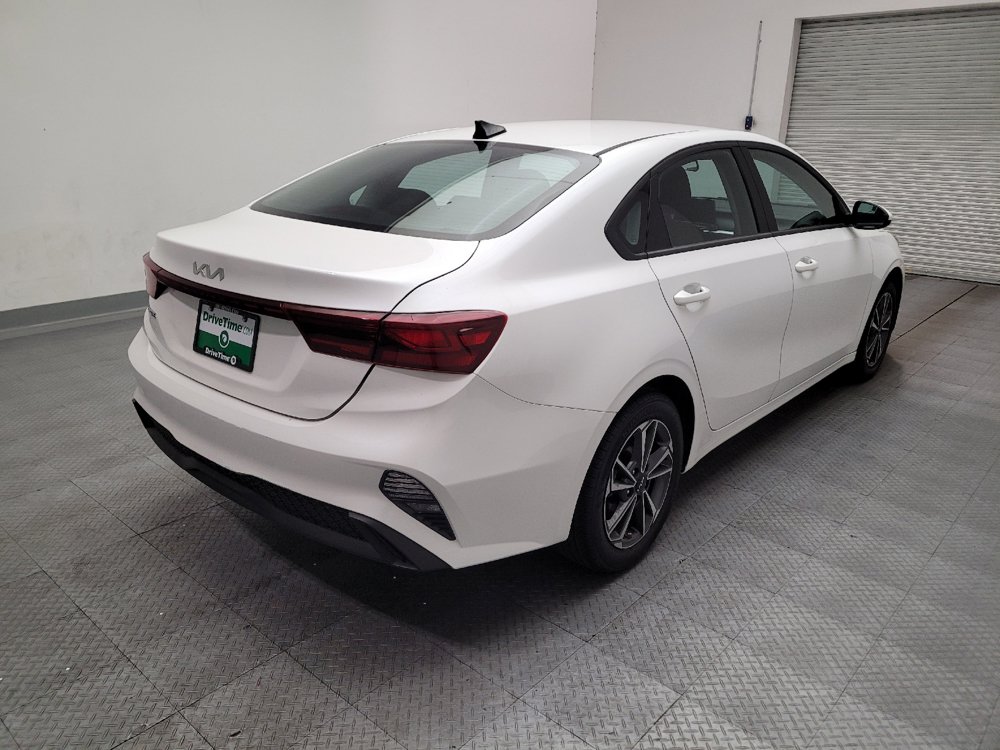 Used 2023 Kia Forte LXS FWD image 9