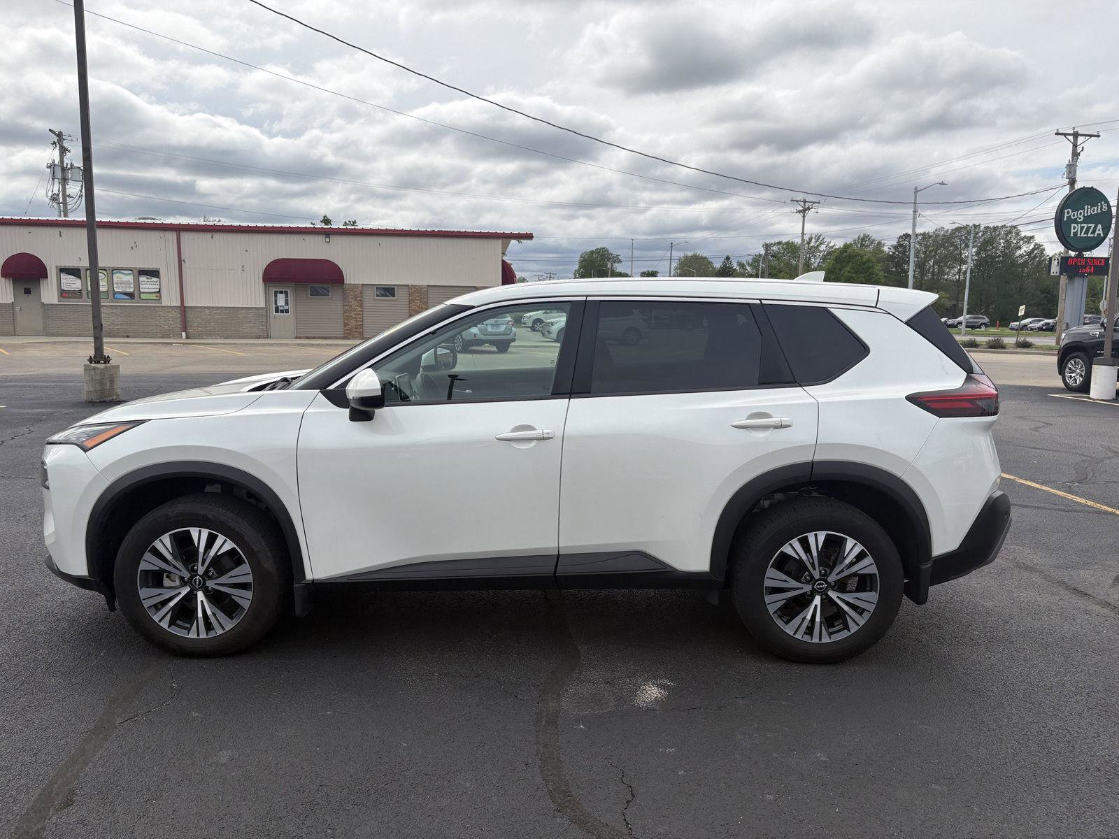 Used 2022 Nissan Rogue SV AWD/4WD image 20