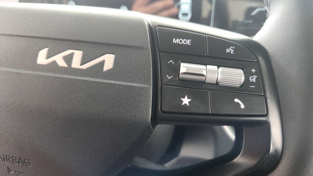Used 2025 Kia K4 EX FWD image 21