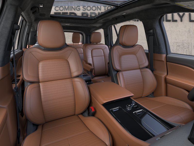 New 2026 Lincoln Aviator Black Label w/ Jet Appearance Package AWD/4WD image 10