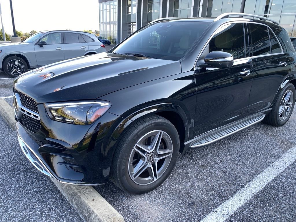Certified 2024 Mercedes-Benz GLE 450 4MATIC image 2
