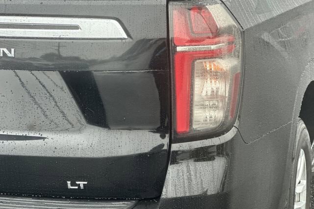 Used 2023 Chevrolet Suburban LT image 36