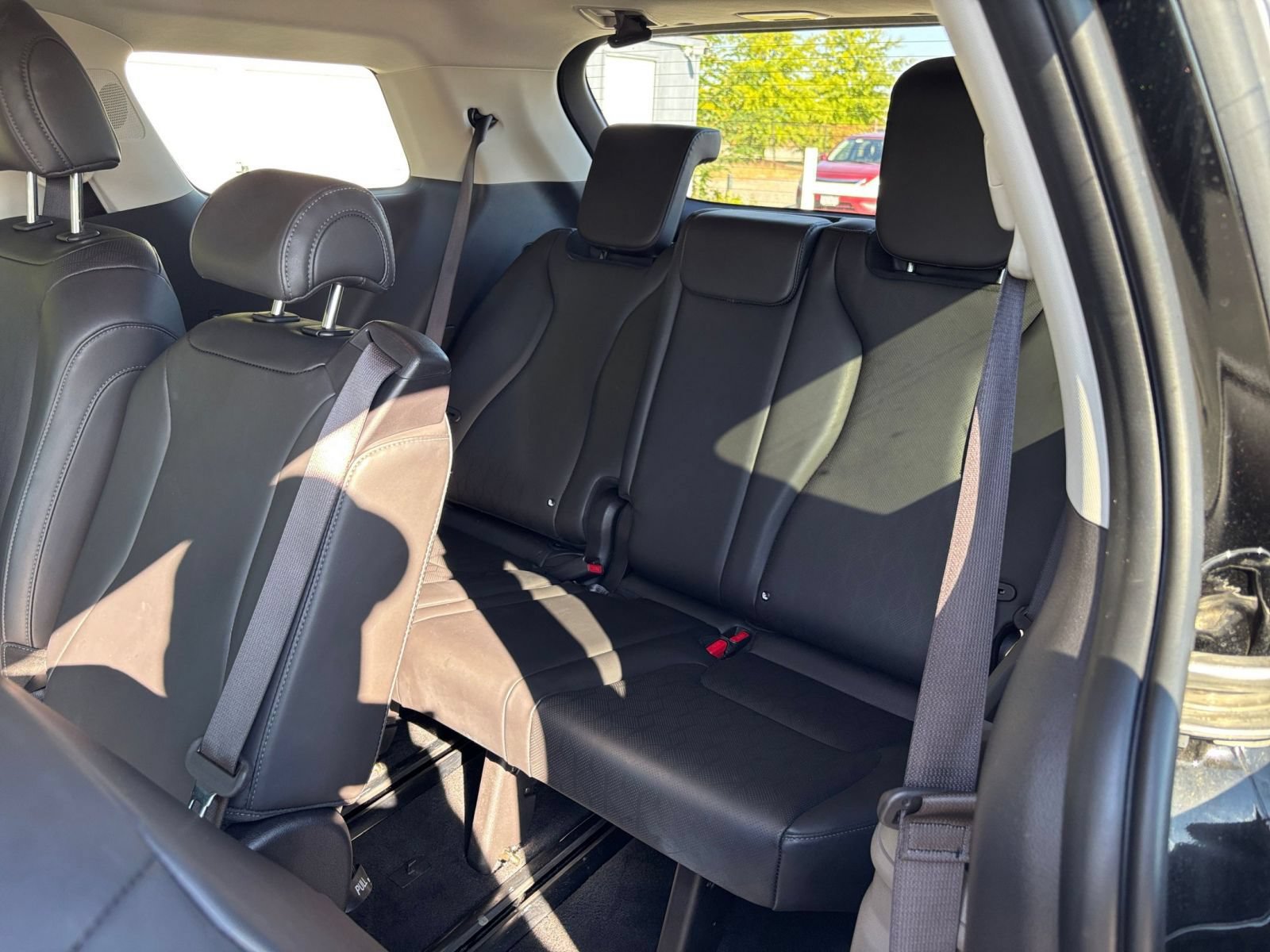 Used 2026 Kia Carnival FWD image 30
