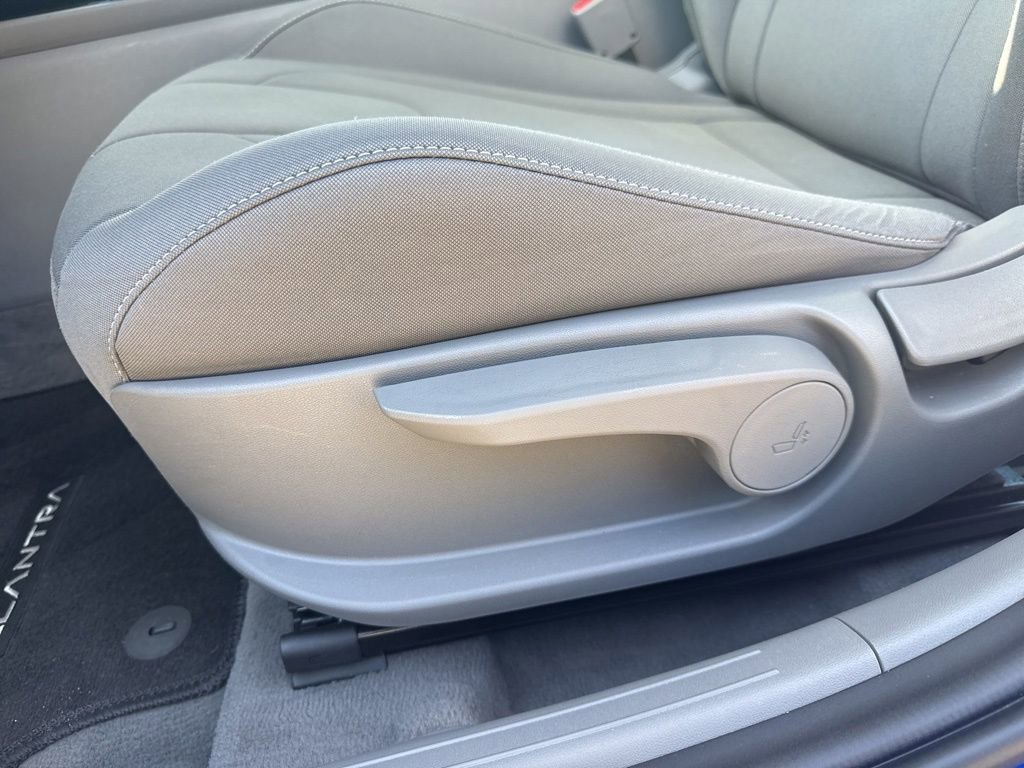 Used 2023 Hyundai Elantra SEL image 17