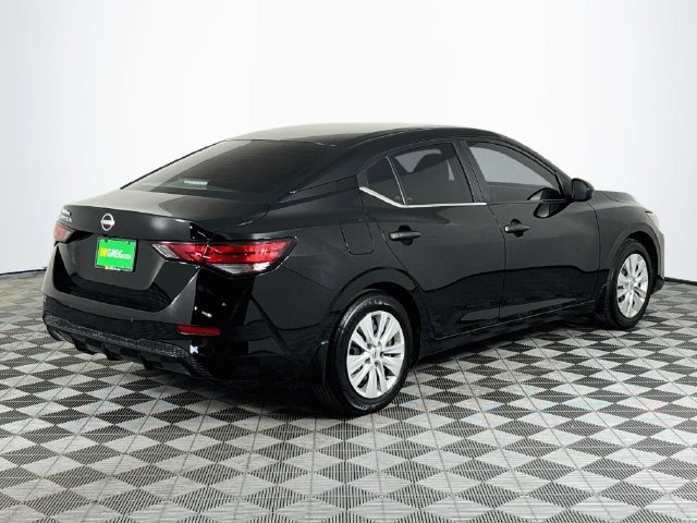 Used 2025 Nissan Sentra S FWD image 8