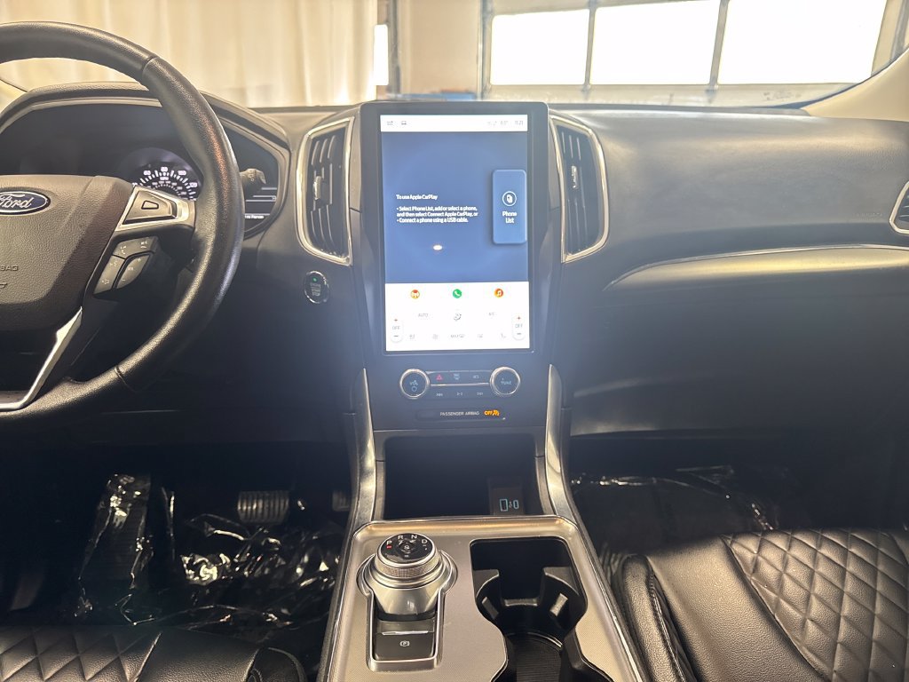 Used 2023 Ford Edge Titanium AWD/4WD image 18