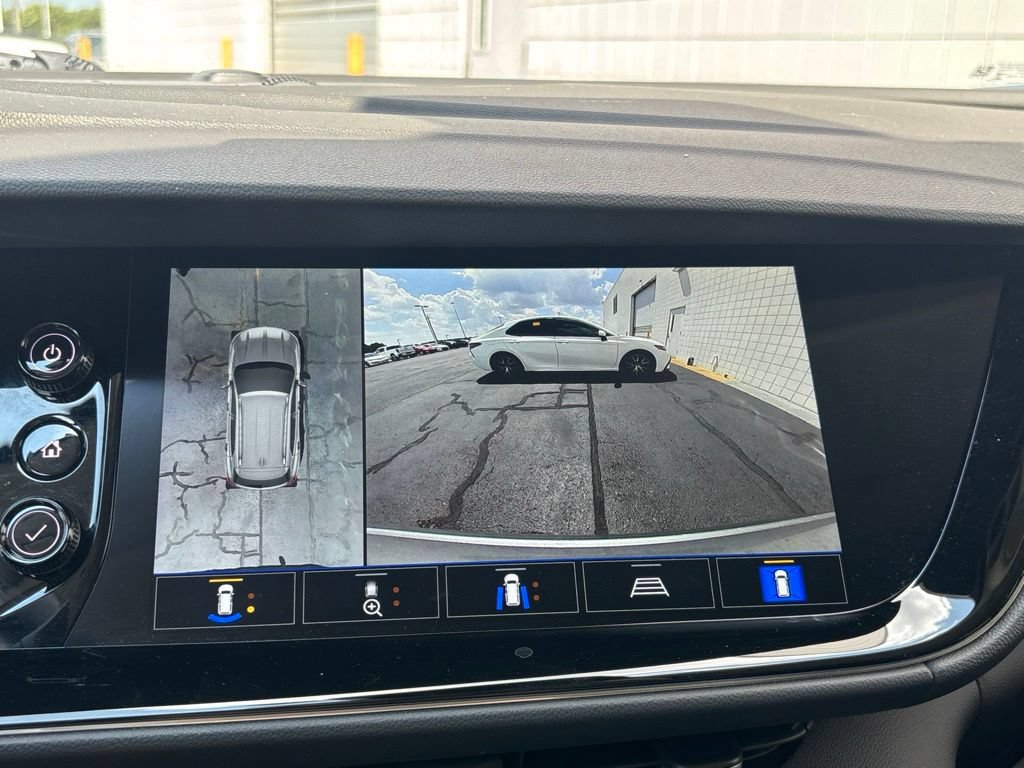 Used 2023 Buick Envision Avenir FWD image 12