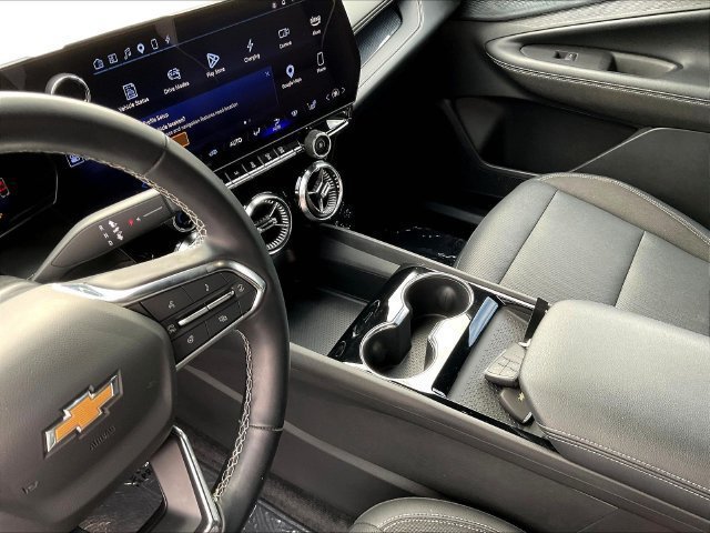 Certified 2024 Chevrolet Blazer EV LT AWD/4WD image 20