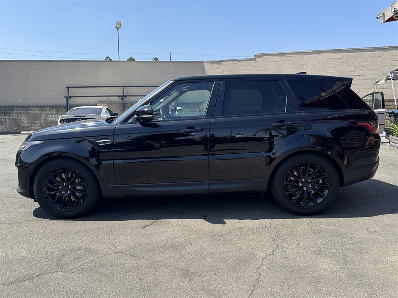 Used 2020 Land Rover Range Rover Sport SE AWD/4WD image 8