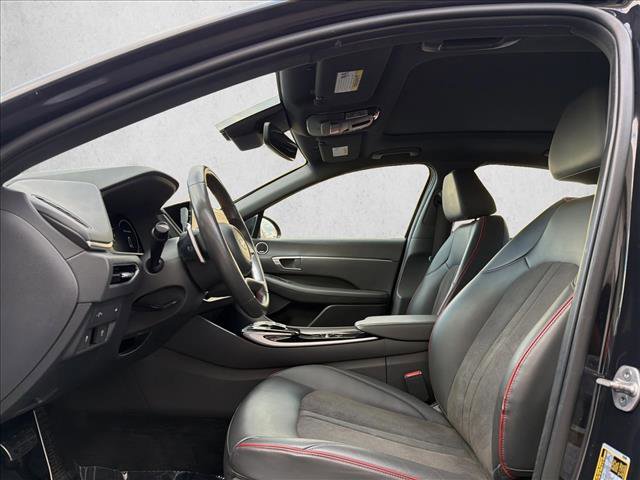 Used 2023 Hyundai Sonata SEL Plus image 11