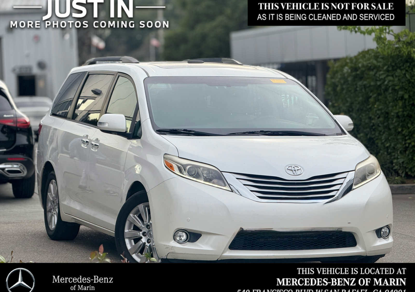 Used 2016 Toyota Sienna Limited image 1