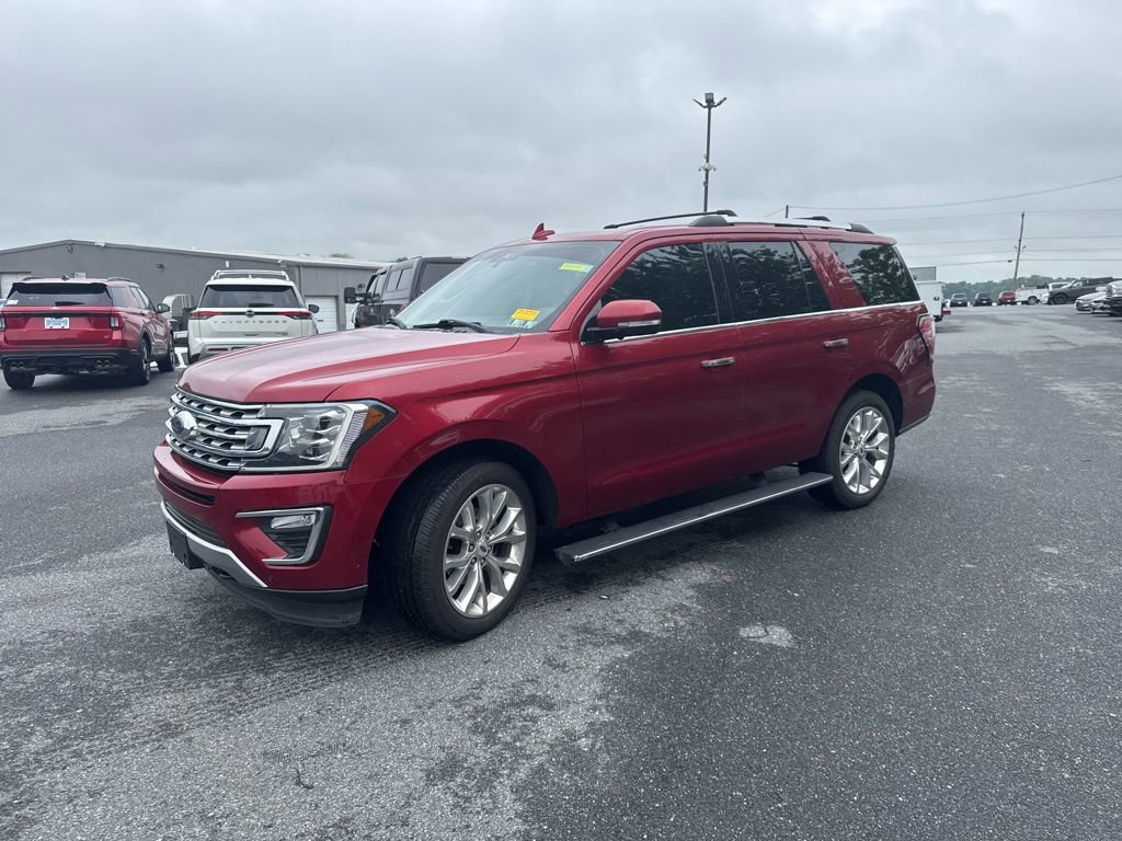 Used 2018 Ford Expedition Limited w/ Equipment Group 302A AWD/4WD image 3