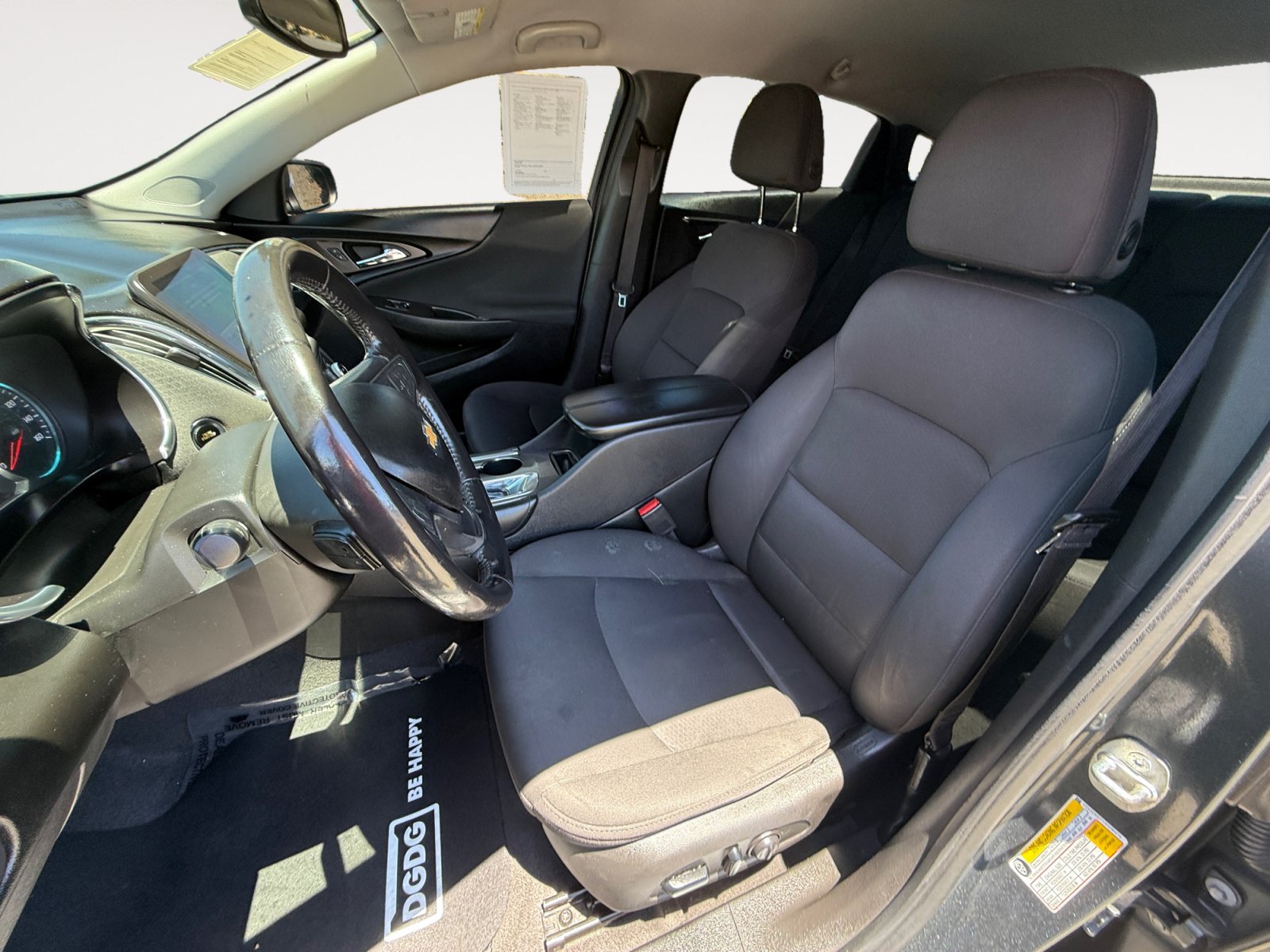 Used 2018 Chevrolet Malibu LT FWD image 10