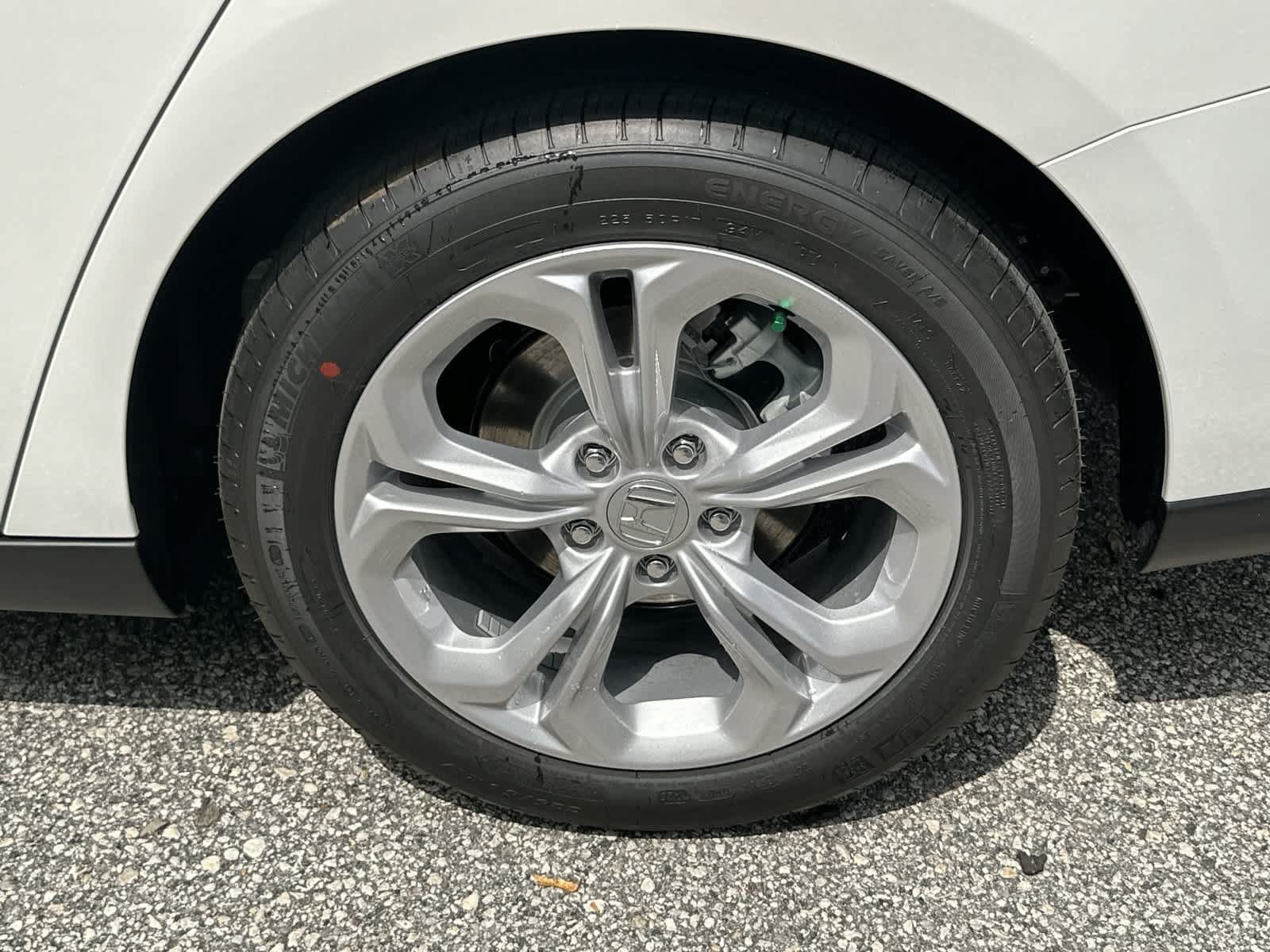 Used 2025 Honda Accord LX image 12