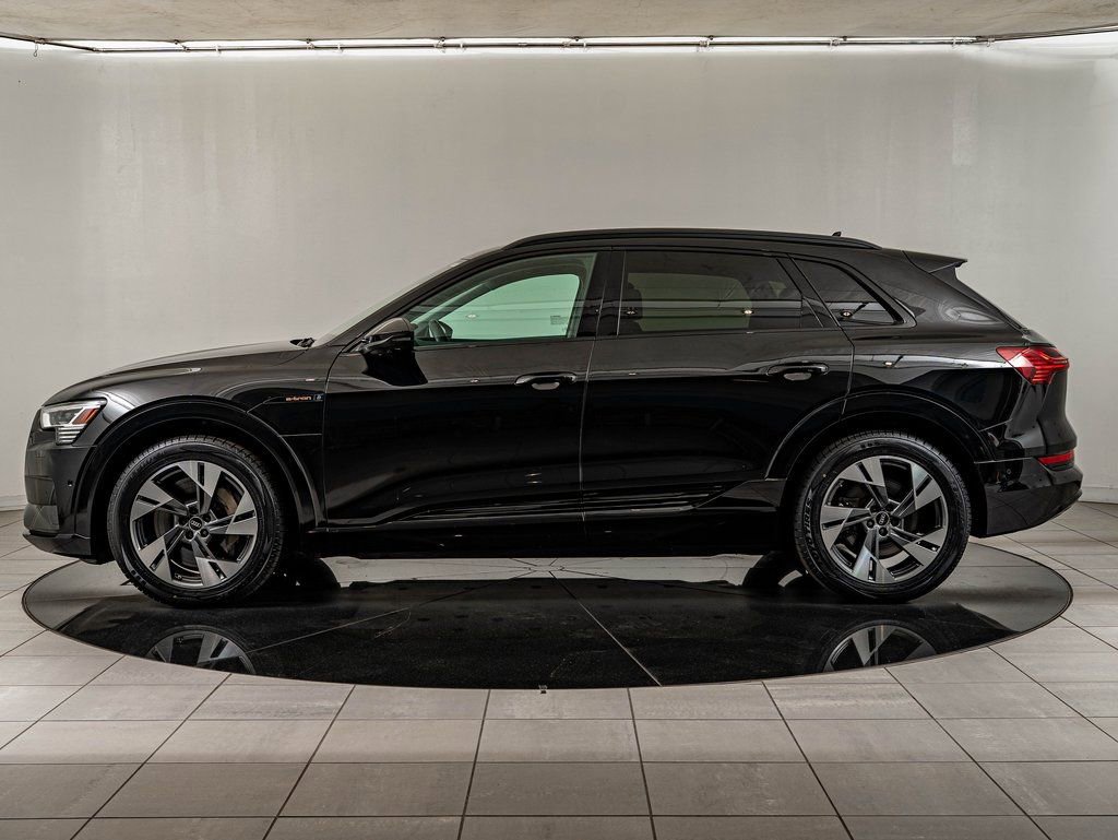 Used 2022 Audi e-tron Premium w/ Convenience Plus Package image 4