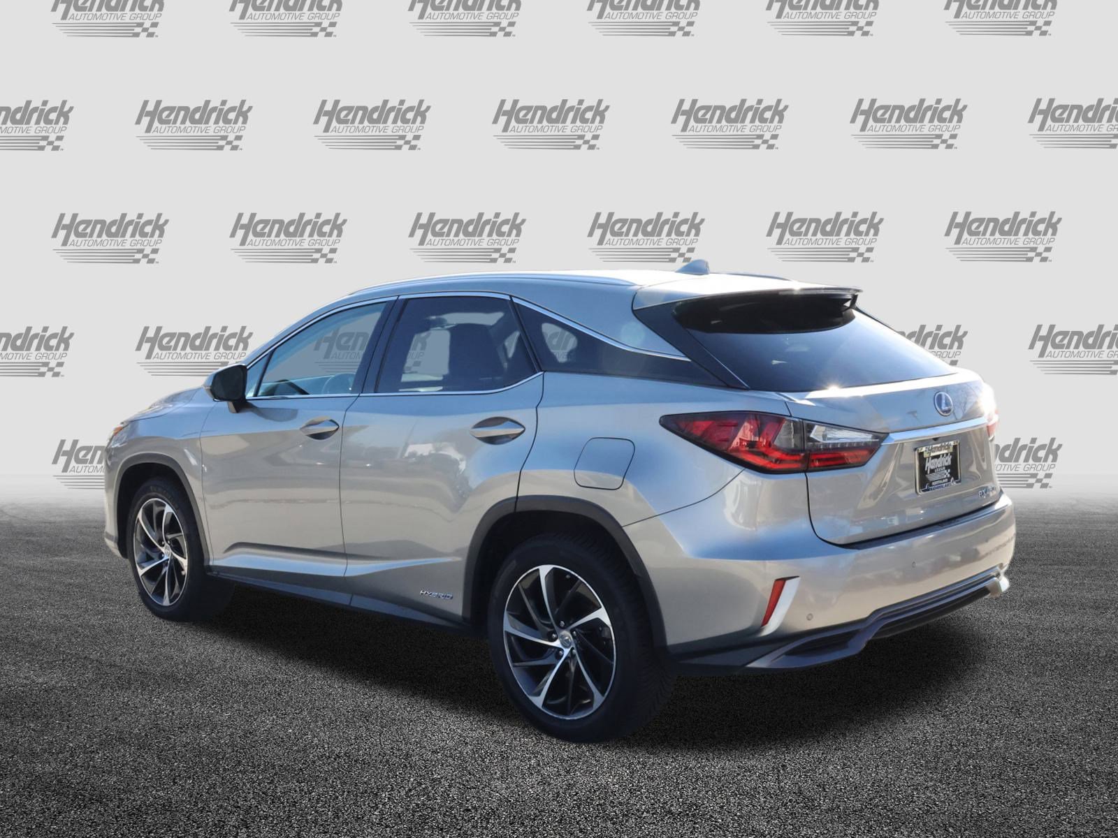 Used 2017 Lexus RX 450h AWD image 7