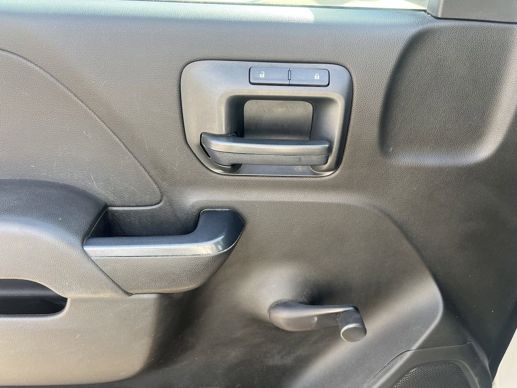 Used 2017 Chevrolet Silverado 1500 W/T w/ Chrome Bumper Package image 13