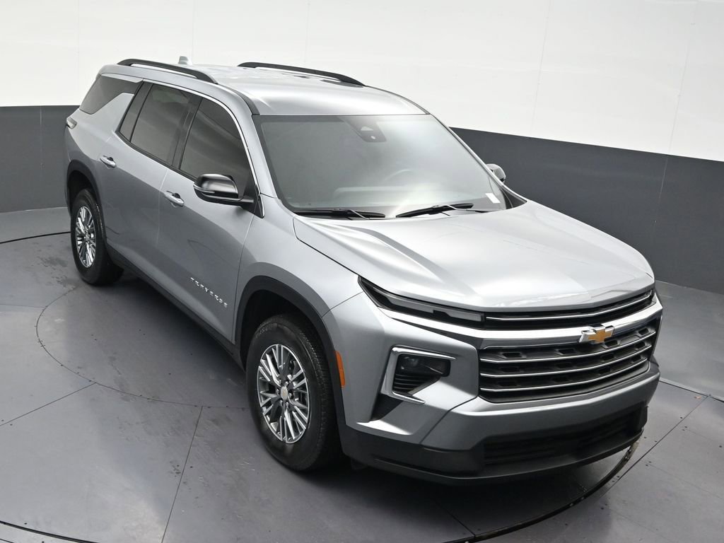 Used 2025 Chevrolet Traverse LT FWD image 20