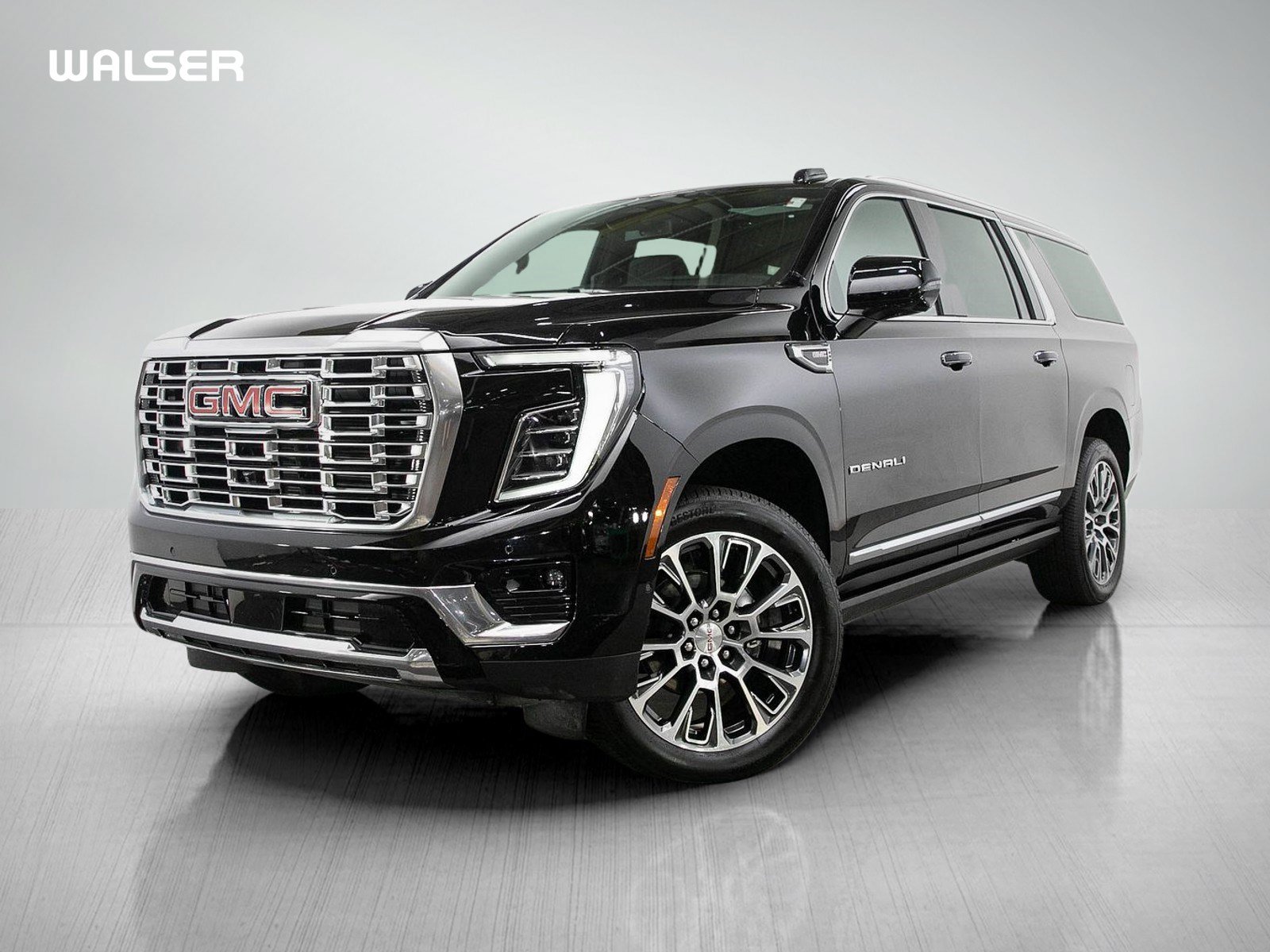 Used 2025 GMC Yukon XL Denali w/ Sun & Power Step Package AWD/4WD image 1
