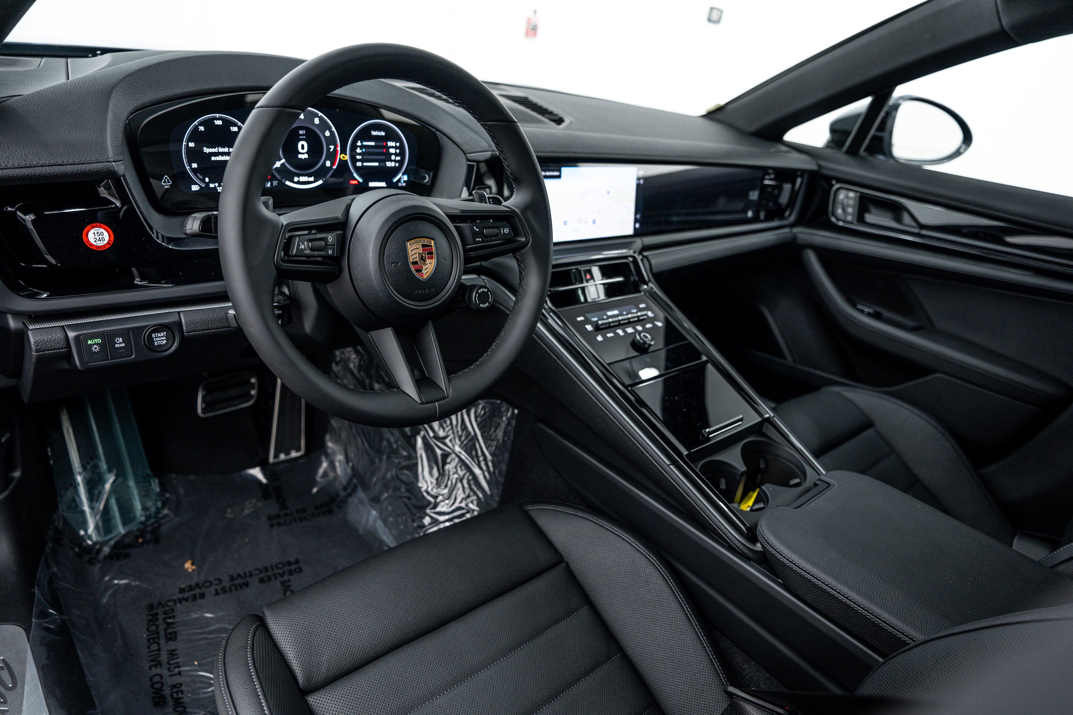 New 2026 Porsche Panamera 4 AWD/4WD image 4