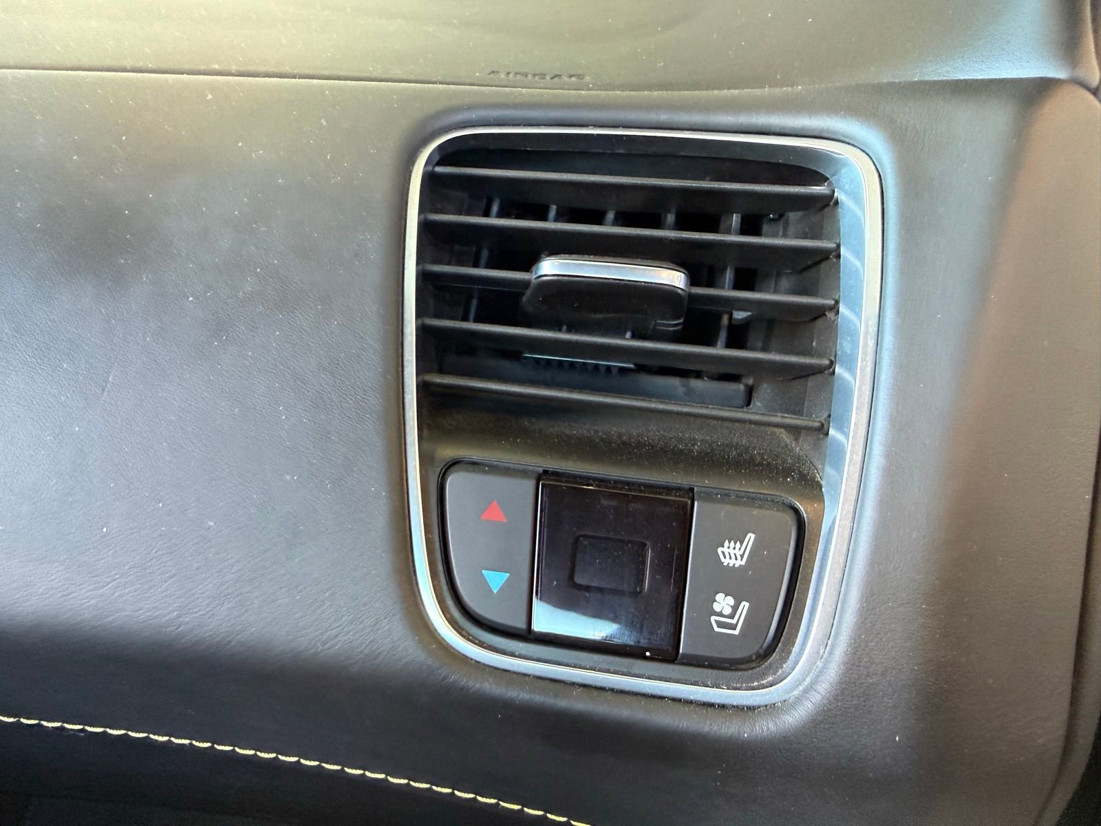 Used 2016 Chevrolet Corvette Z06 w/ 3LZ Preferred Equipment Group image 38