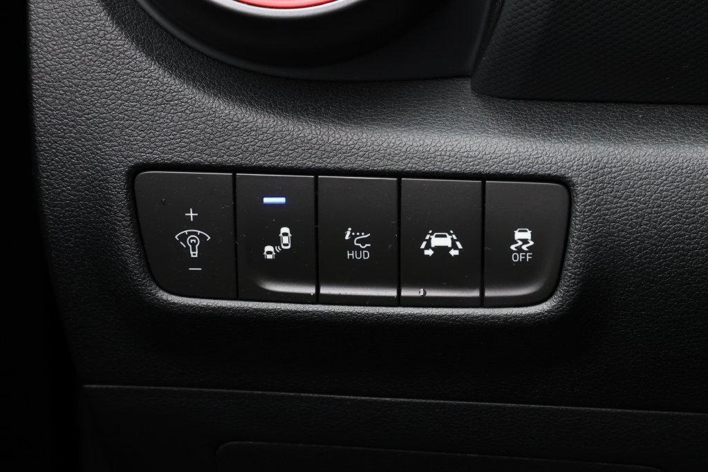 Used 2019 Hyundai Kona Ultimate AWD/4WD image 26