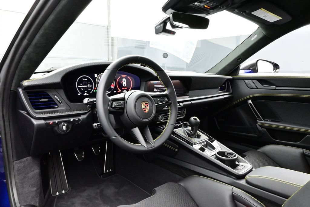 New 2026 Porsche 911 GT3 RWD image 4