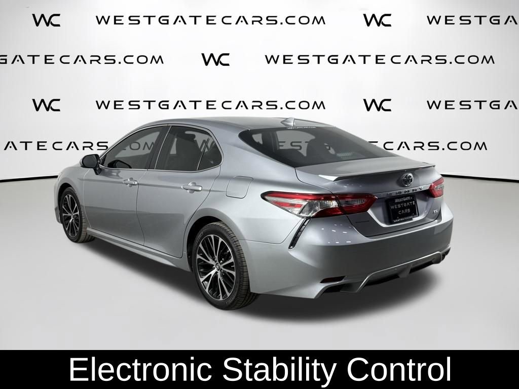 Used 2019 Toyota Camry SE image 10