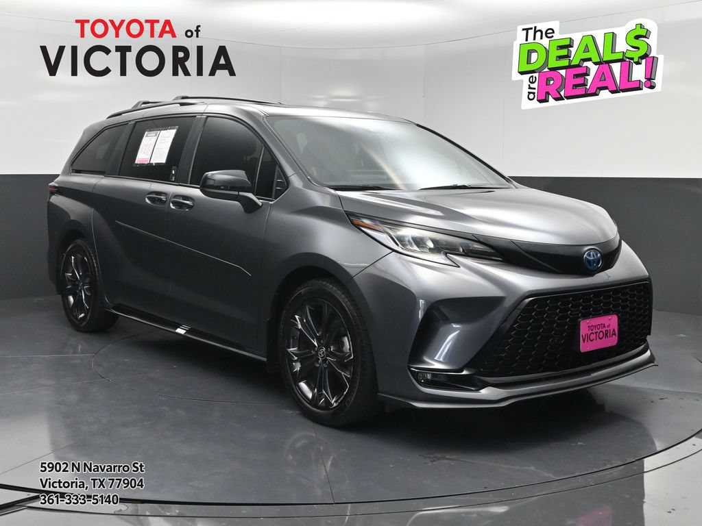 Used 2025 Toyota Sienna XSE w/ XSE Plus Package