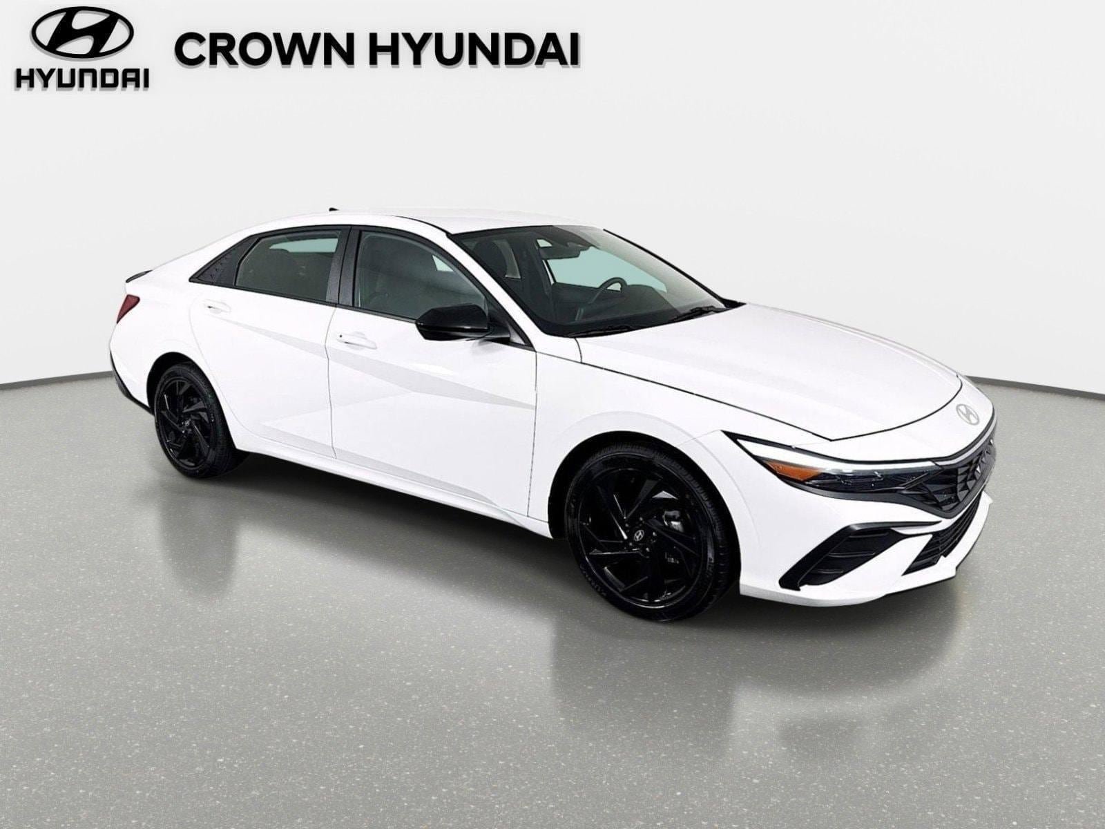 New 2026 Hyundai Elantra Sport FWD image 3