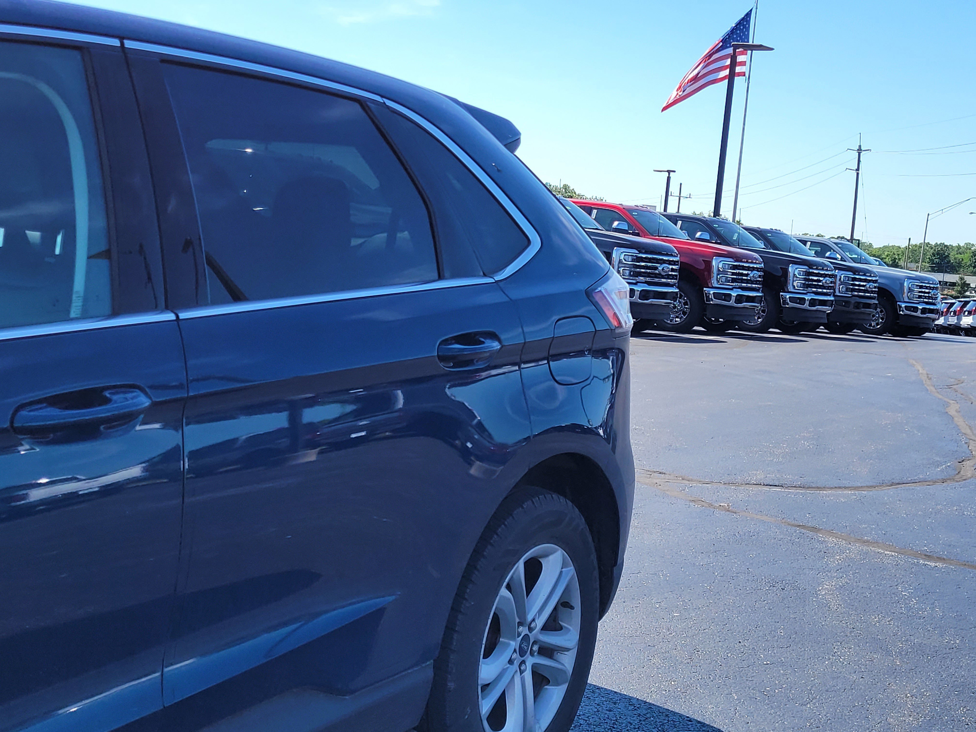 Used 2020 Ford Edge SEL w/ Convenience Package FWD image 10