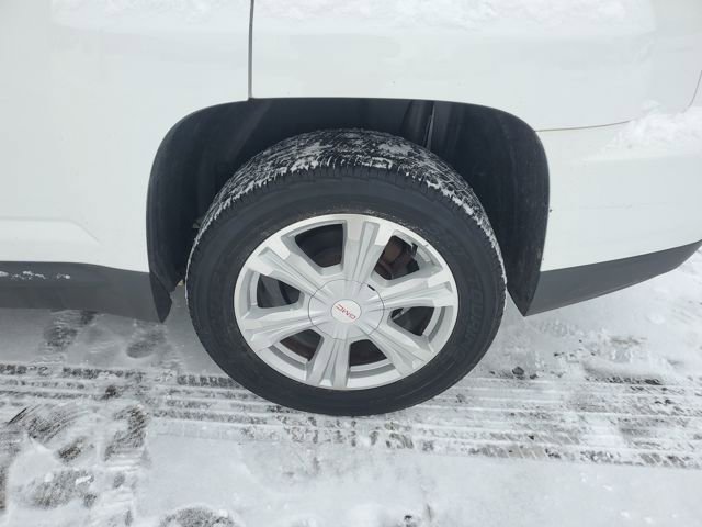Used 2017 GMC Terrain SLE image 28