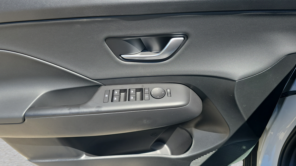 New 2026 Hyundai Kona SEL Premium FWD image 16