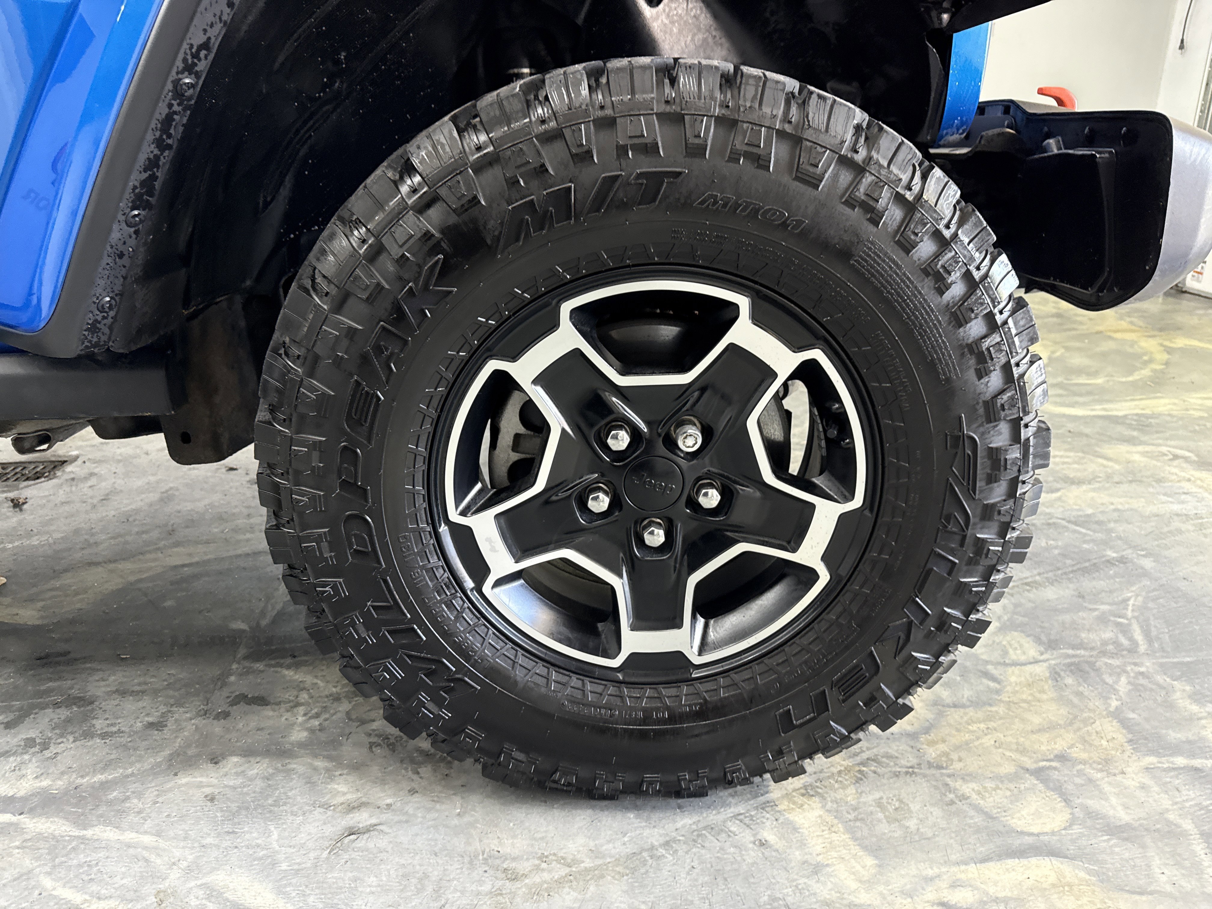 Used 2023 Jeep Gladiator Mojave w/ LED Lighting Group image 26