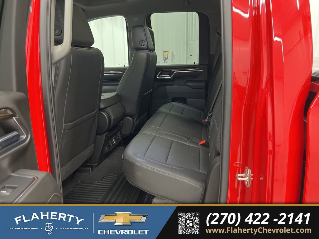 Used 2024 Chevrolet Silverado 3500 LT w/ Convenience Package image 11
