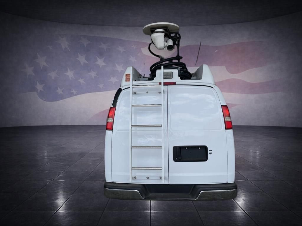 Used 2014 GMC Savana 3500 Extended image 4