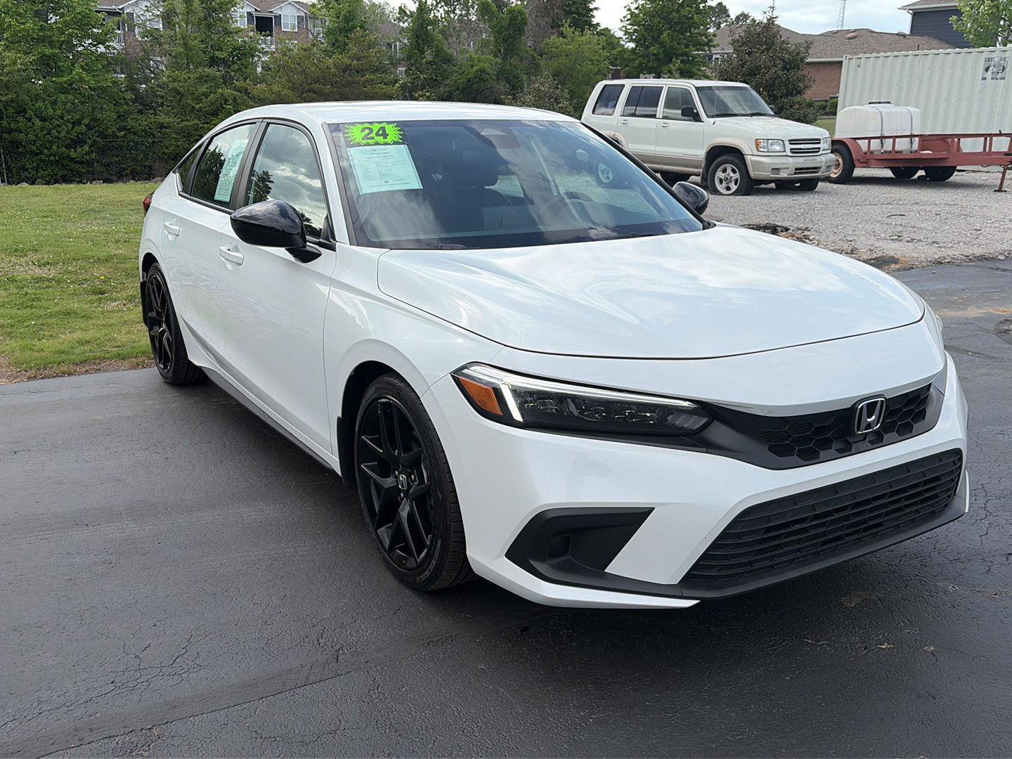 Used 2024 Honda Civic Sport image 4