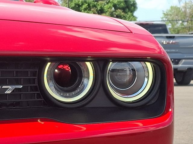 Used 2016 Dodge Challenger SRT Hellcat RWD image 8