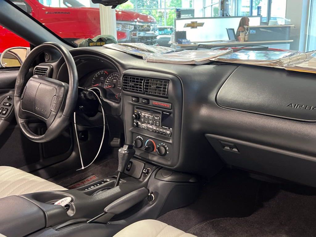 Used 1998 Chevrolet Camaro Z28 w/ SS Performance/Appearance Pkg RWD image 31